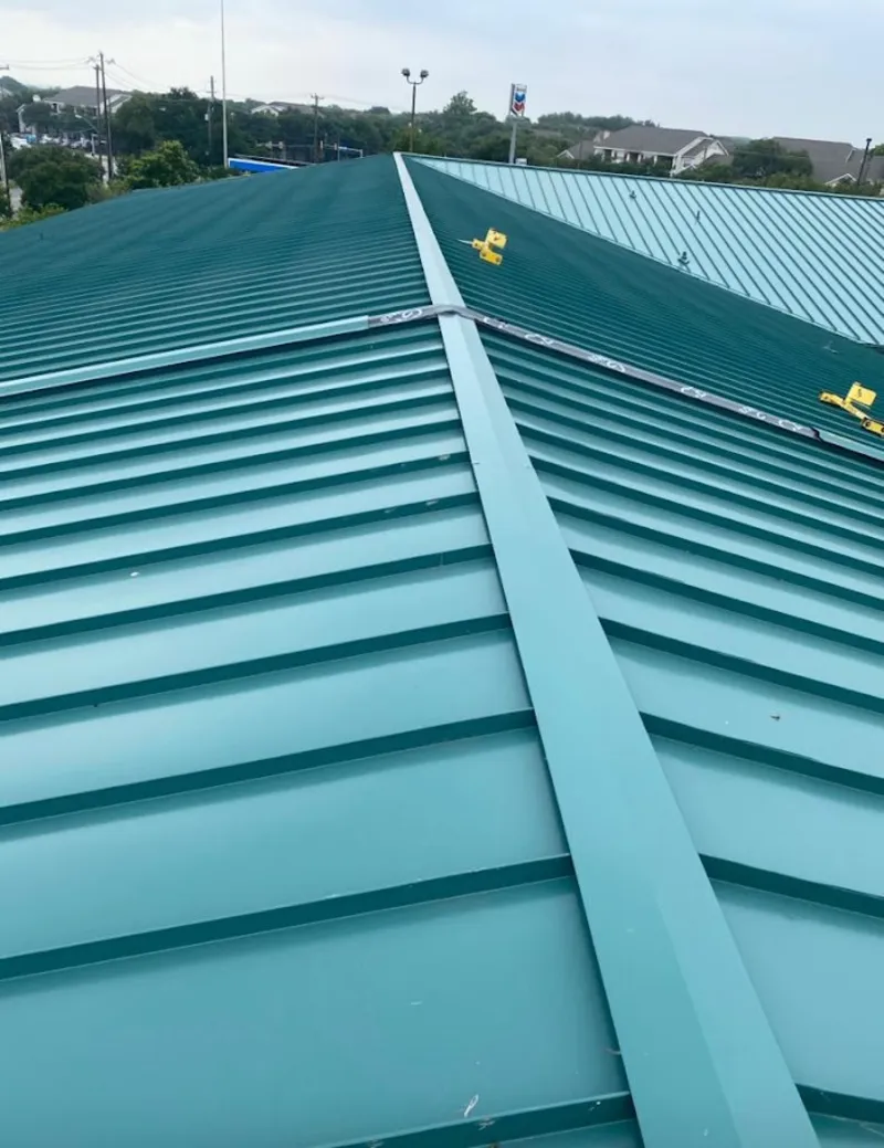 Green commercial metal roof ridge and valley for Metal Roof Repair in Shafter